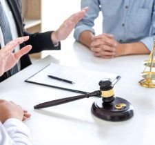 Jak napisać pozew o rozwód - wzór pozwu rozwodowego oraz instrukcja jak go złożyć