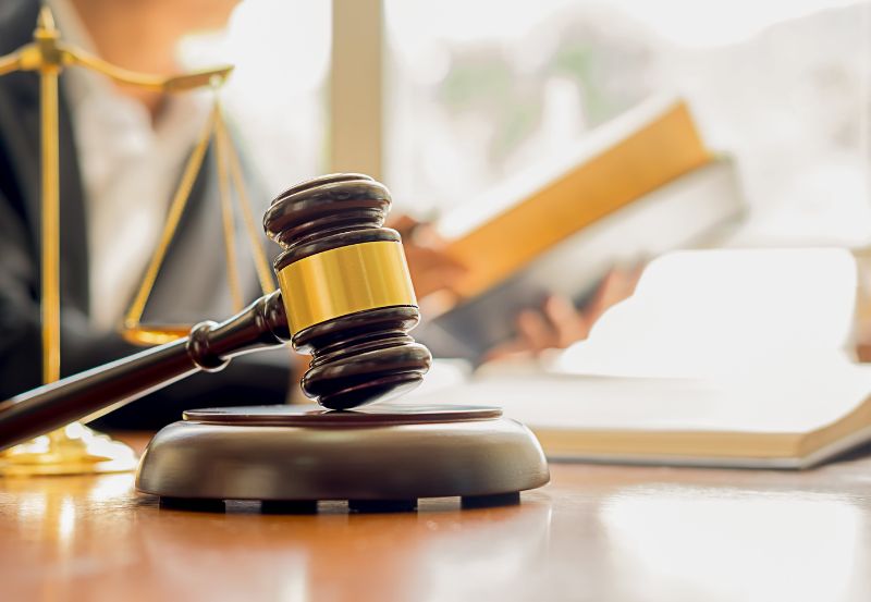 Zakaz prowadzenia pojazdów - orzeczenie sądu