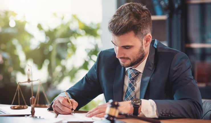 cechy dobrego prawnika i adwokata